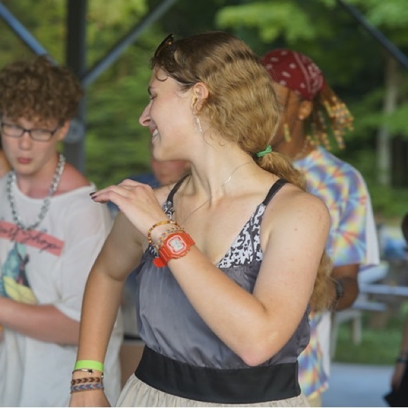 Meet your Posher, Audra - Picture 2 of 13